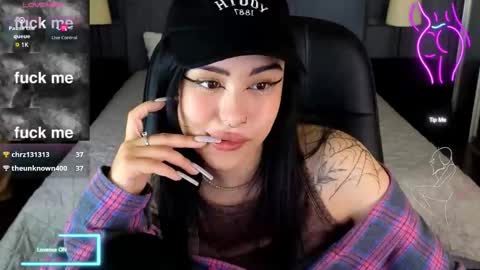 Kim online show from December 20, 9:19 pm