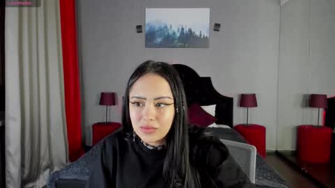 Kim online show from February 9, 8:34 pm