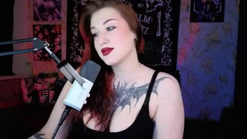 Hi Im Kimberly but u can call me Kim. Turn on ur sound i love to talk and moan online show from December 22, 7:00 am