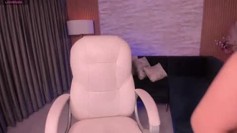 Kim online show from April 17, 10:34 pm