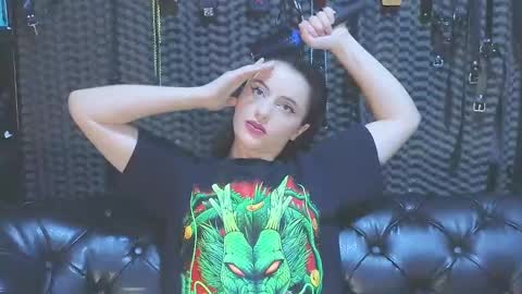  KIMBERLY SWAN  online show from January 30, 7:48 pm