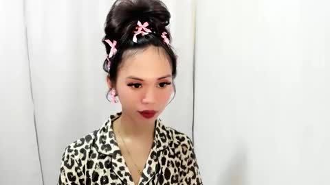 Kimberly online show from November 4, 12:26 am