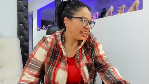 Kimberly online show from February 8, 2:36 am