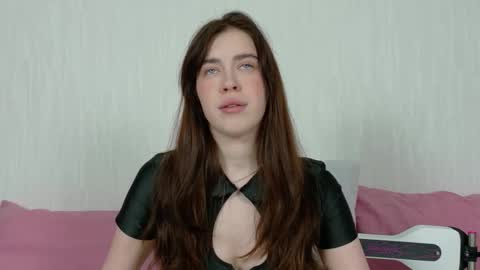 KimberlyBond online show from January 10, 7:29 pm