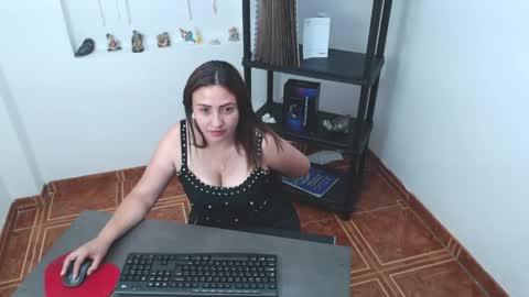     online show from March 30, 8:19 pm