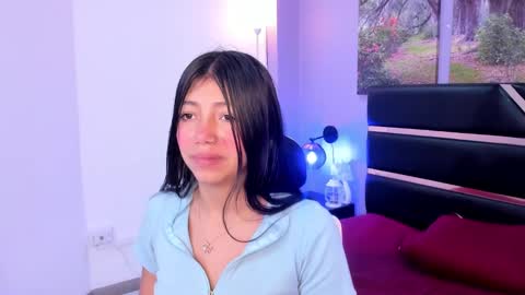 Snapshot of kimberlyvillalobos chatting on February 12, 11:29 am Kimberly Villalobos online show from February 12, 11:29 am