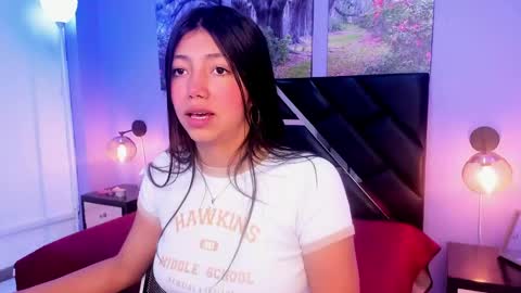 Snapshot of kimberlyvillalobos chatting on February 19, 11:38 am Kimberly Villalobos online show from February 19, 11:38 am