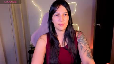 Kim 3 online show from May 18, 11:05 am