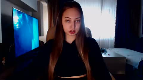 Snapshot of kimlee4 chatting on January 7, 1:24 pm Kim Lee online show from January 7, 1:24 pm