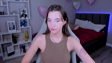 kimm wong online show from March 17, 5:44 am