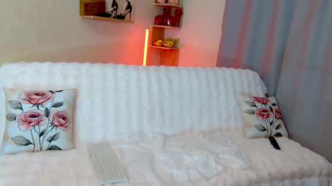 Kim online show from May 28, 8:18 pm