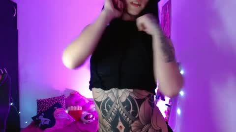 Kind Scarlett online show from May 8, 11:50 pm