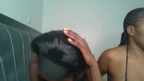 Snapshot of kinky_aria chatting on October 9, 7:18 pm kinky_aria online show from October 9, 7:18 pm
