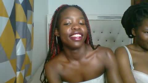 Snapshot of kinky_aria chatting on October 5, 6:35 pm kinky_aria online show from October 5, 6:35 pm