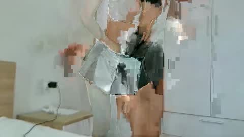 Snapshot of kinkyarab48449 chatting on March 8, 8:51 am Kinkyarab48449 online show from March 8, 8:51 am