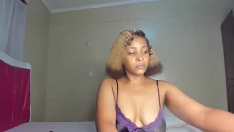 Kinky online show from April 12, 4:10 pm