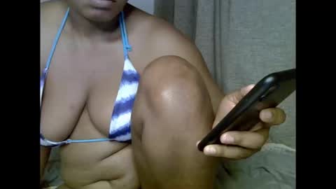 kinkyxxjuice online show from October 28, 2:39 am