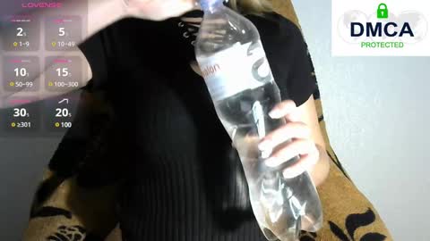 Snapshot of kira_blonde_angel chatting on January 24, 5:10 am Kira online show from January 24, 5:10 am