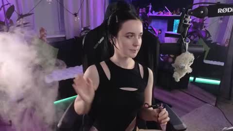 Kira    online show from March 21, 6:57 pm