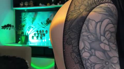 Kira    online show from September 17, 9:02 pm