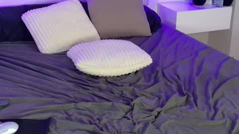 Kira online show from February 27, 10:26 am