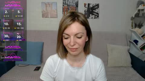 kiramartins cat online show from February 5, 3:23 am