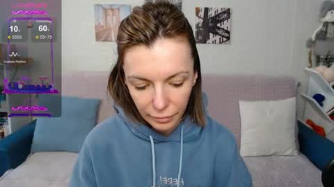 kiramartins cat online show from February 24, 4:15 am