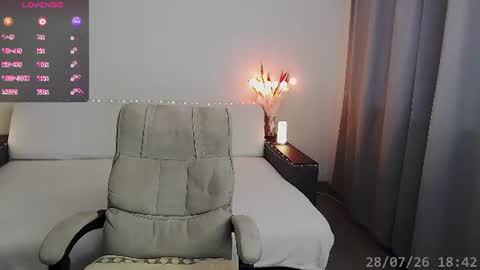 Kiri online show from July 28, 3:21 pm