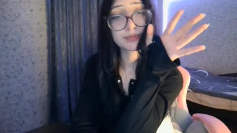 Snapshot of kirstievelasco chatting on October 8, 7:07 pm Nicole online show from October 8, 7:07 pm