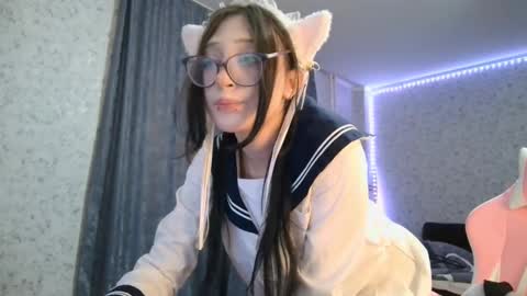 Snapshot of kirstievelasco chatting on September 12, 7:21 pm Nicole online show from September 12, 7:21 pm
