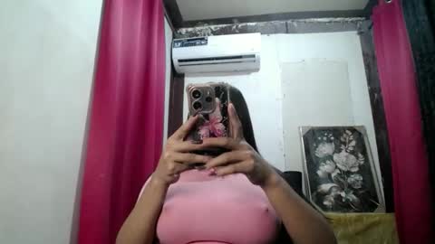 VICTORIA online show from May 11, 9:55 am
