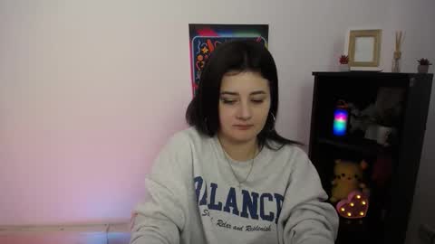 kissleoxx online show from October 19, 10:39 am