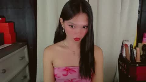 KITTY online show from April 11, 6:30 am