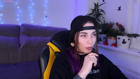 Veronica online show from October 28, 5:08 pm