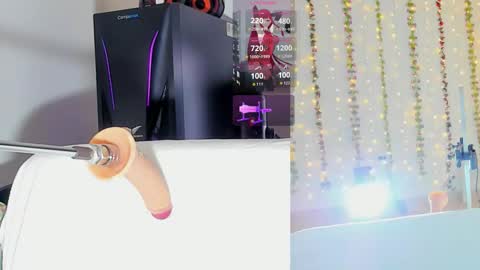 Kitty online show from March 13, 10:05 am