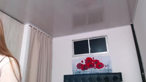 kitty_f00x online show from May 15, 11:29 pm