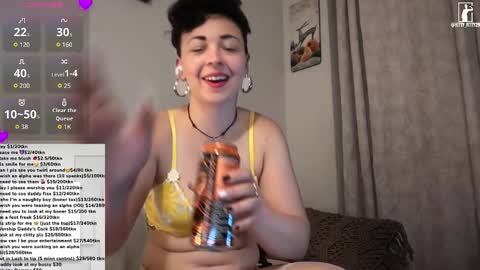 kitty_fitty29 online show from February 13, 4:03 am