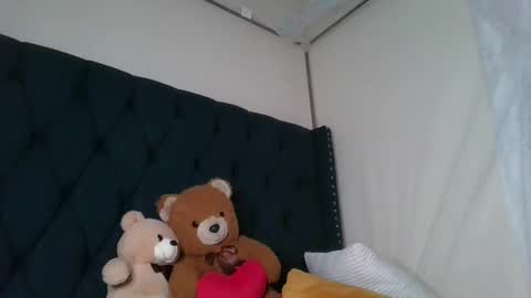 kitty_kerry online show from October 11, 6:32 pm