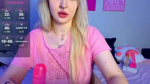 kittykendall online show from June 28, 6:25 pm