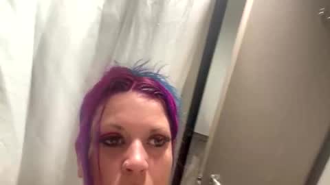 kittyLuvsDee online show from April 12, 3:53 am