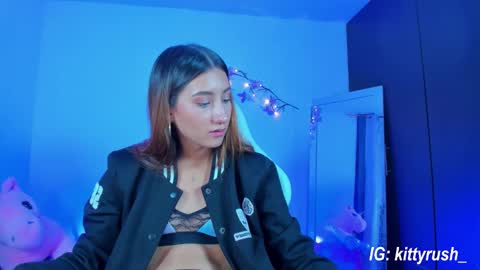 kitty online show from February 21, 6:36 am