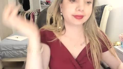 kittywantslove23 online show from October 5, 12:15 am