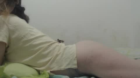 Snapshot of kittywhiteass chatting on January 12, 8:14 am kittywhiteass online show from January 12, 8:14 am
