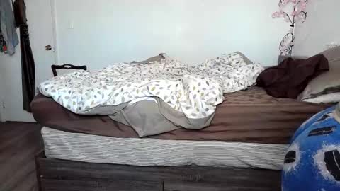 Kittyymaze online show from April 23, 12:12 pm