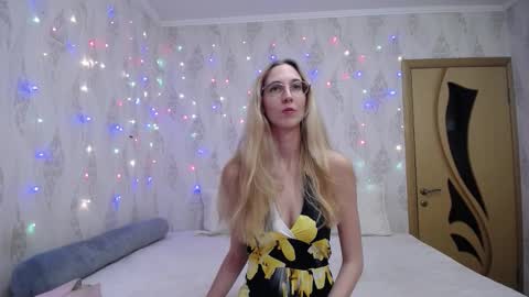 Klary online show from February 19, 7:13 pm