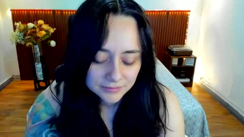 Kora Shadow online show from April 28, 7:29 pm