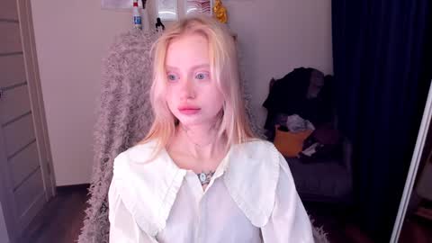 kris_grant online show from January 16, 10:21 am