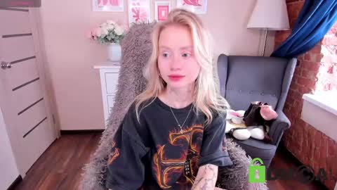 kris_grant online show from February 20, 10:16 am