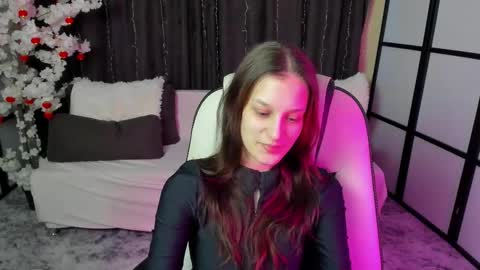 krisdoeil online show from February 17, 1:49 am