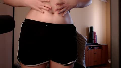 krisneal online show from March 29, 9:30 am